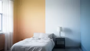 Jakie kolory ścian rozjaśniają pokój