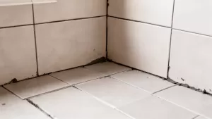 Kolejność układania płytek ściana czy podłoga