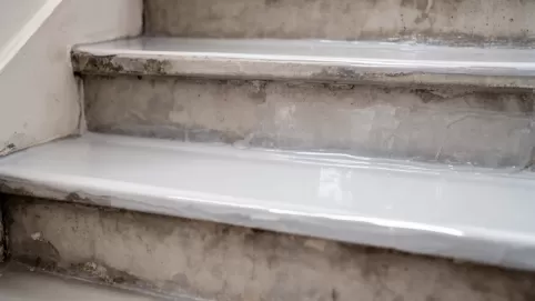 żywica epoksydowa na schody